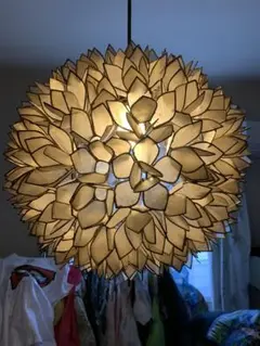 花びらデザイン ライト
