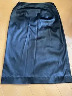 TAE ASHIDA 黒 スカート