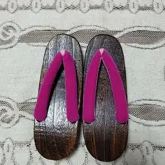 (新品)木製浴衣下駄 ピンク鼻緒 滑り止め付き
