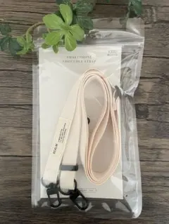 3COINS 平紐スマホストラップ ホルダー ＊アイボリー＊新品＊スリコ
