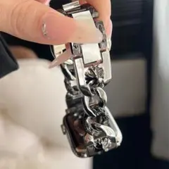 【NB】アップルウォッチ Applewatch 銀黒色 バンド 42～49mm