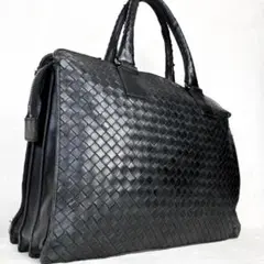 Item thumbnail for item 8085dcdf-8190-4e8b-a568-d3ba5134934c