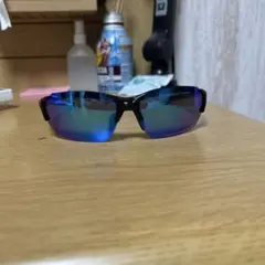 スポーツサングラス 青紫レンズ 軽量