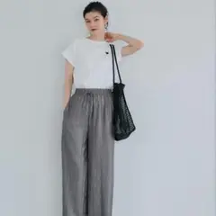 coca コカ　シャイニーウェーブプリーツパンツ　M