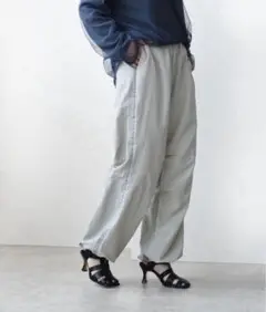 【新品タグ付】Eimee Law サイドライン　ナイロンパンツ　イージーパンツ