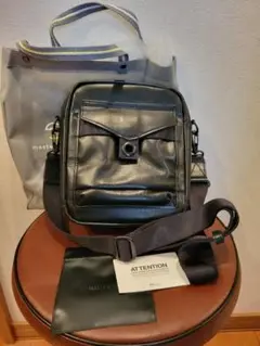 Item thumbnail for item 5e7c7513-8020-4e8c-a07c-f1d53d6569cf