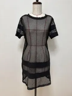 ブラックメッシュストライプ半袖ワンピース