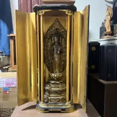 送料無料　旧家蔵出　江戸期木彫り玉眼仏像　高さ17.5ｃｍ 送料無料 旧家蔵出 江戸期木彫り玉眼仏像 高さ17.5cm