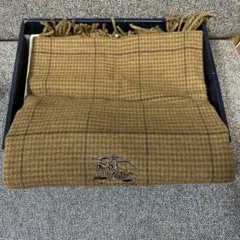 バーバリー膝掛け難あります。