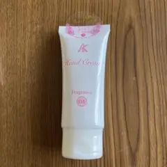 新品　パフュームウォーターハンドクリーム