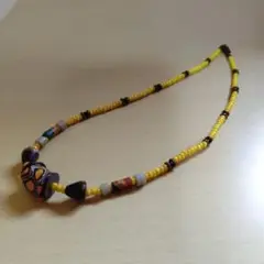 カラフルビーズのネックレス