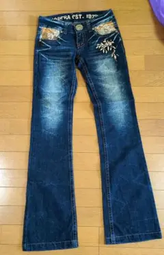 Rioberta ブーツカットデニム 25