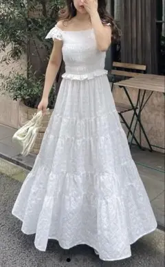 即完売品‼️ モノグラムエンブロイダリーワンピース