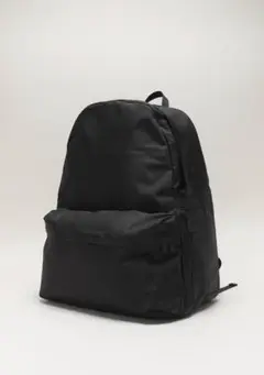 ブラックバックパック シンプルデザイン