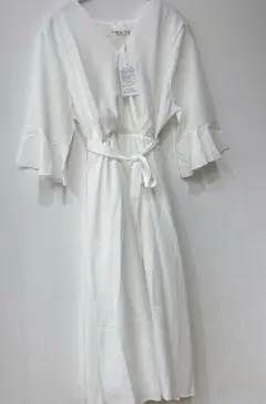 美品✨ワンピース レディース ロング丈 ホワイト　マキシ丈ワンピ