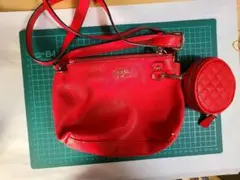 GUESSゲスバック❗即決の方には1200円です❗