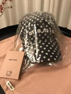 【miumiu】ベースボールキャップ【送料込み】