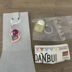ペックル　めじるしアクセサリー　クリームinスナック　アクリルチャーム　2点