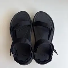 【Teva】ストラップサンダル　ハリケーン エックスエルティー2 厚底　黒