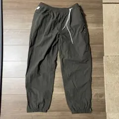 Item thumbnail for item a6fb31a6-b82a-4385-b1d0-44763fc5f07d