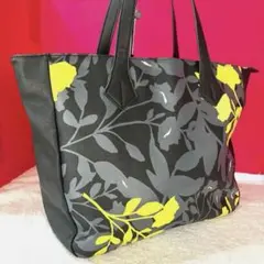 『美品』ENVIROSAX花柄トートバッグ 大きめ 黒と黄色
