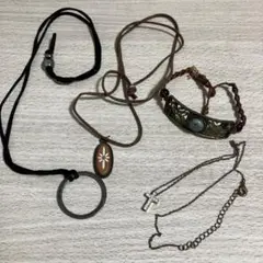 メンズ向け ネックレス3点 ブレスレット1点 まとめ売り