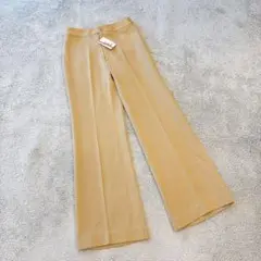 paul フレアパンツ　ボトムス　伸縮性　ベージュ　厚手　秋冬用　タグ付き