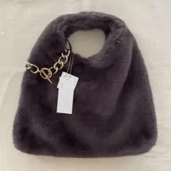Item thumbnail for item 9a110e39-96c3-4c1e-a35f-9eba6226f149