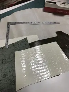 本革　ハギレ