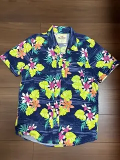 ホリスター　 フラワー柄 半袖シャツ