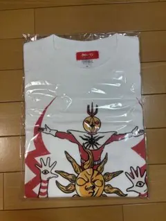 新品未使用　タローマン　Tシャツ　Mサイズ　岡本太郎　万博大爆発　限定品　グッズ