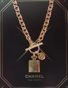 CHANELノベルティ香水瓶モチーフチャーム / ゴールドネックレス（社外品）