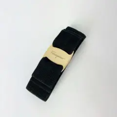 サルヴァトーレフェラガモ バレッタ ヴァラ リボン 髪留め ゴールド黒
