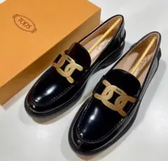 TOD'S ブラック ローファー ゴールド金具 箱付き~