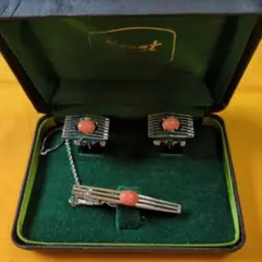 新品未使用　Karat カフスボタンとネクタイピンセット