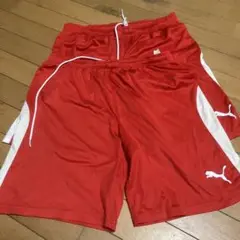 PUMA 赤 ハーフパンツ　2枚