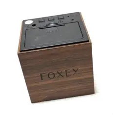 FOXEY　フォクシー　キューブクロック　時計　ブラウン　ロゴ　ノベルティ　木目
