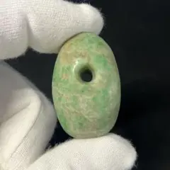 縄文期時代　糸魚川硬玉翡翠製　特大磨製鰹節型垂玉大珠　勾玉　古墳　出土　石器 縄文期時代 糸魚川ろうかん翡翠 特大磨製鰹節型垂玉大珠 勾玉
