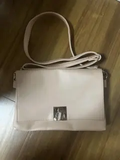 ピンク ショルダーバッグ 合成皮革