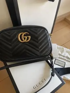 GUCCI〔GGマーモント〕キルティング スモール ショルダーバッグ