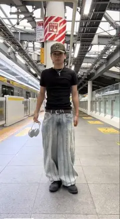 新品未使用 即完売 HTH tuck denim Mサイズ