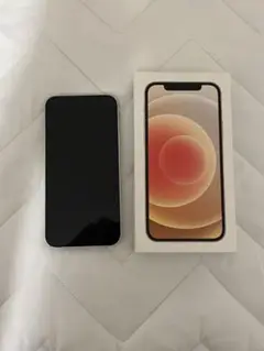 Apple iPhone 12 64GB ホワイト 75% 充電ケーブル付き