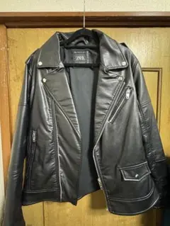 Item thumbnail for item 8c743379-feab-44b9-9b78-8b661d729f5b