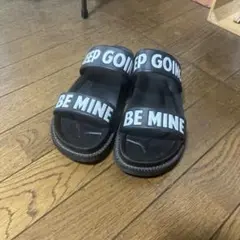 スライドサンダル