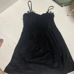 黒 フリンジ付きキャミワンピース