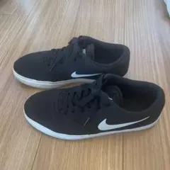 Nike ブラック スニーカー 23.5cm