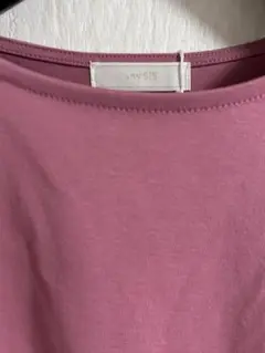 anySis ピンク Tシャツ Mサイズ