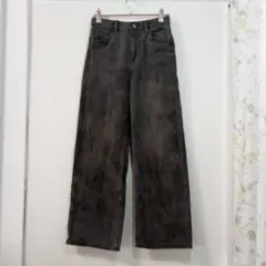 H＆M　エイチアンドエム　ジーンズ　サイズ１４０　グレー　ｓ-1204