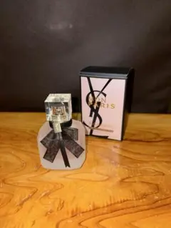 Item thumbnail for item 650bc36c-68f7-459c-be8e-552b74860e09