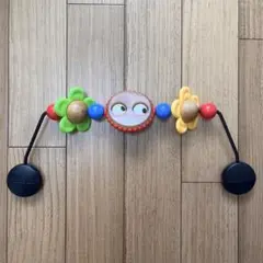 ベビービョルン　バウンサー　トイ